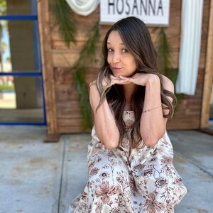 Meet your Posher, Daniela